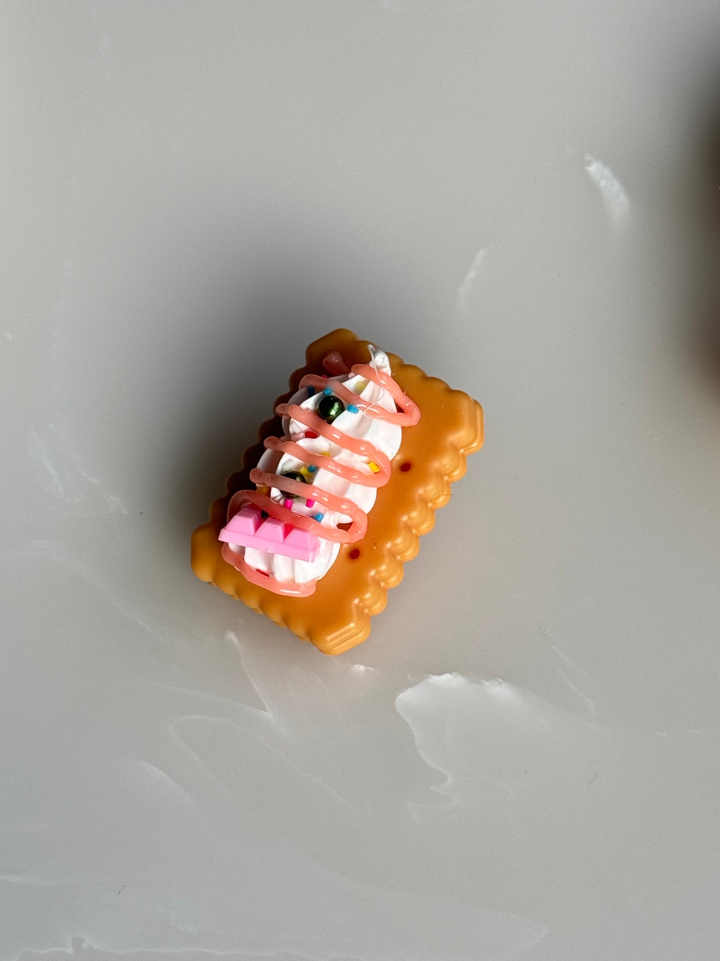 Cream Biscuit