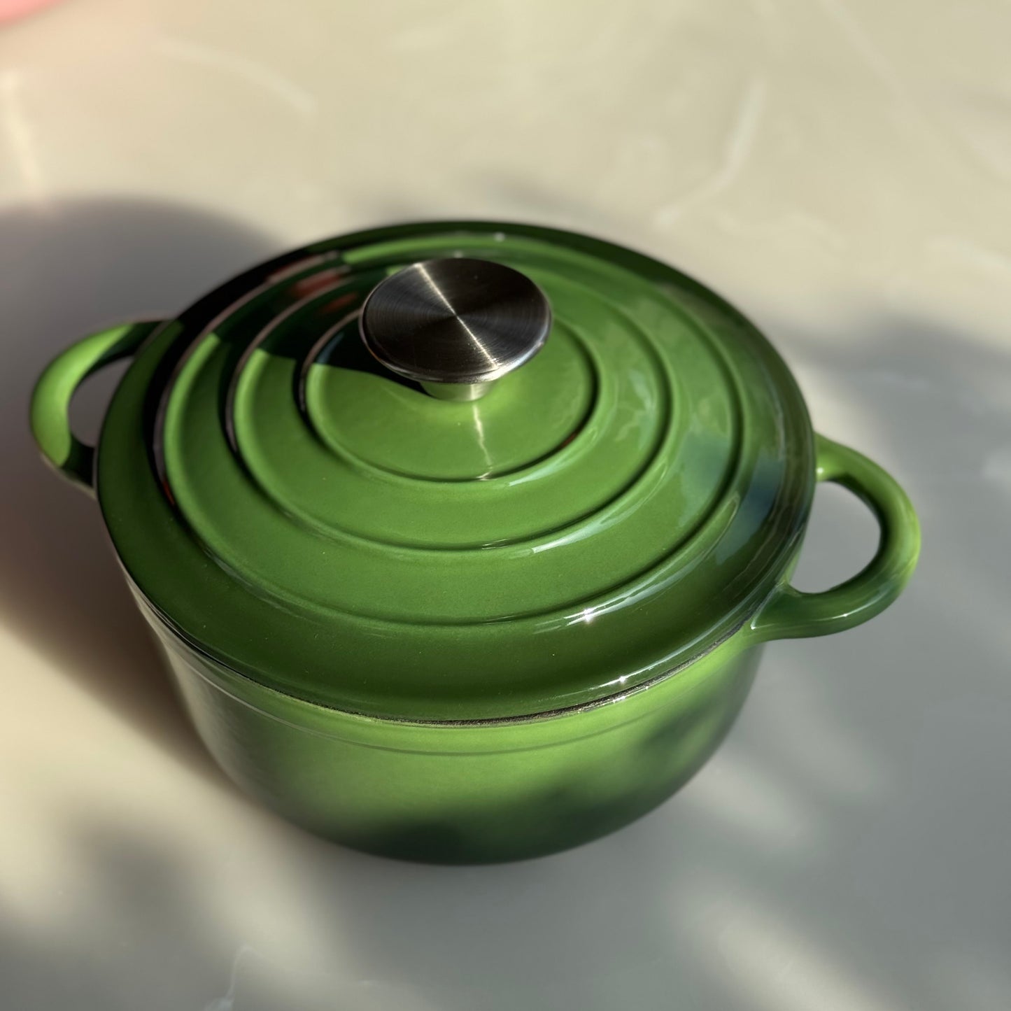Circular Enamel Cast Iron Dutch Oven with Lid | Casserole Pot | Green and Dark Green