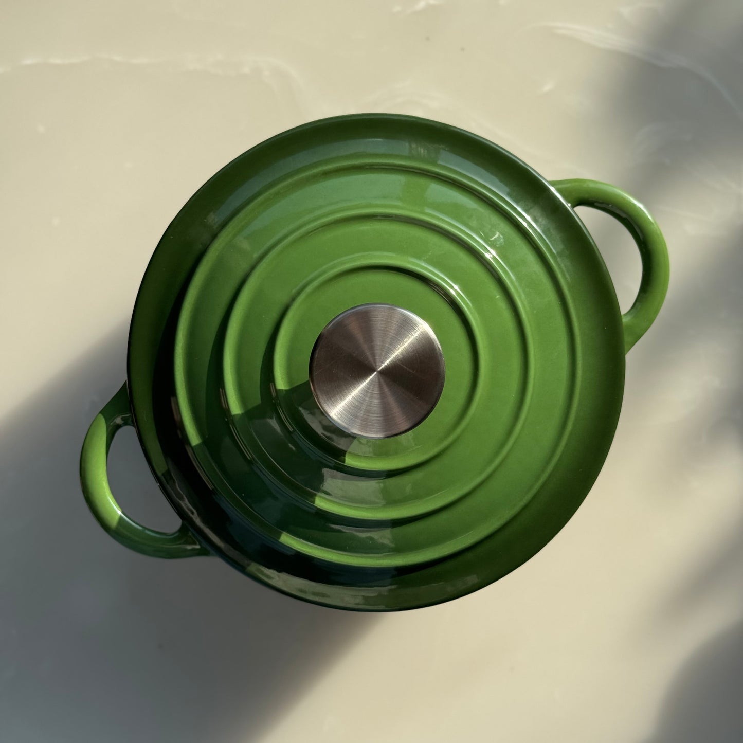 Circular Enamel Cast Iron Dutch Oven with Lid | Casserole Pot | Green and Dark Green