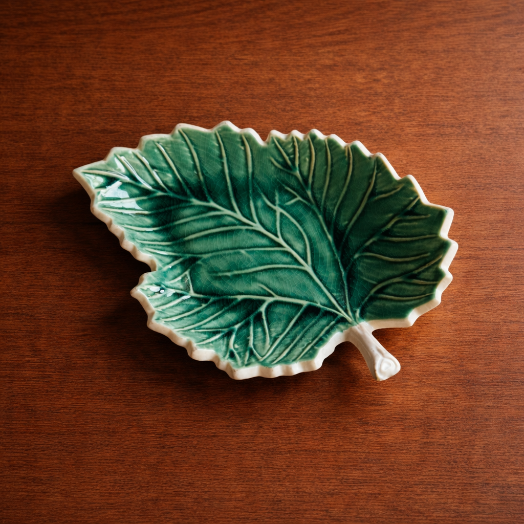 Maple Leaf Bowl with Crackle Glaze