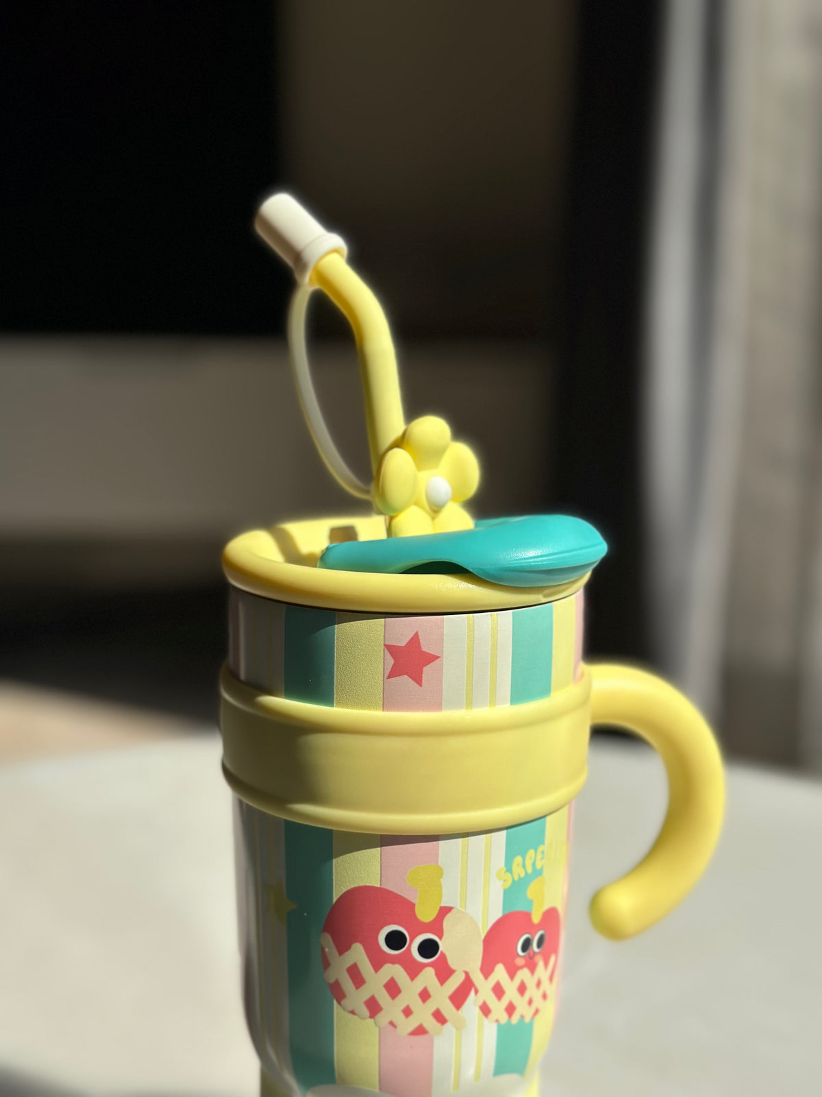 Flower Sipper | Insulated 1.2L Sipper with Straw & Filter