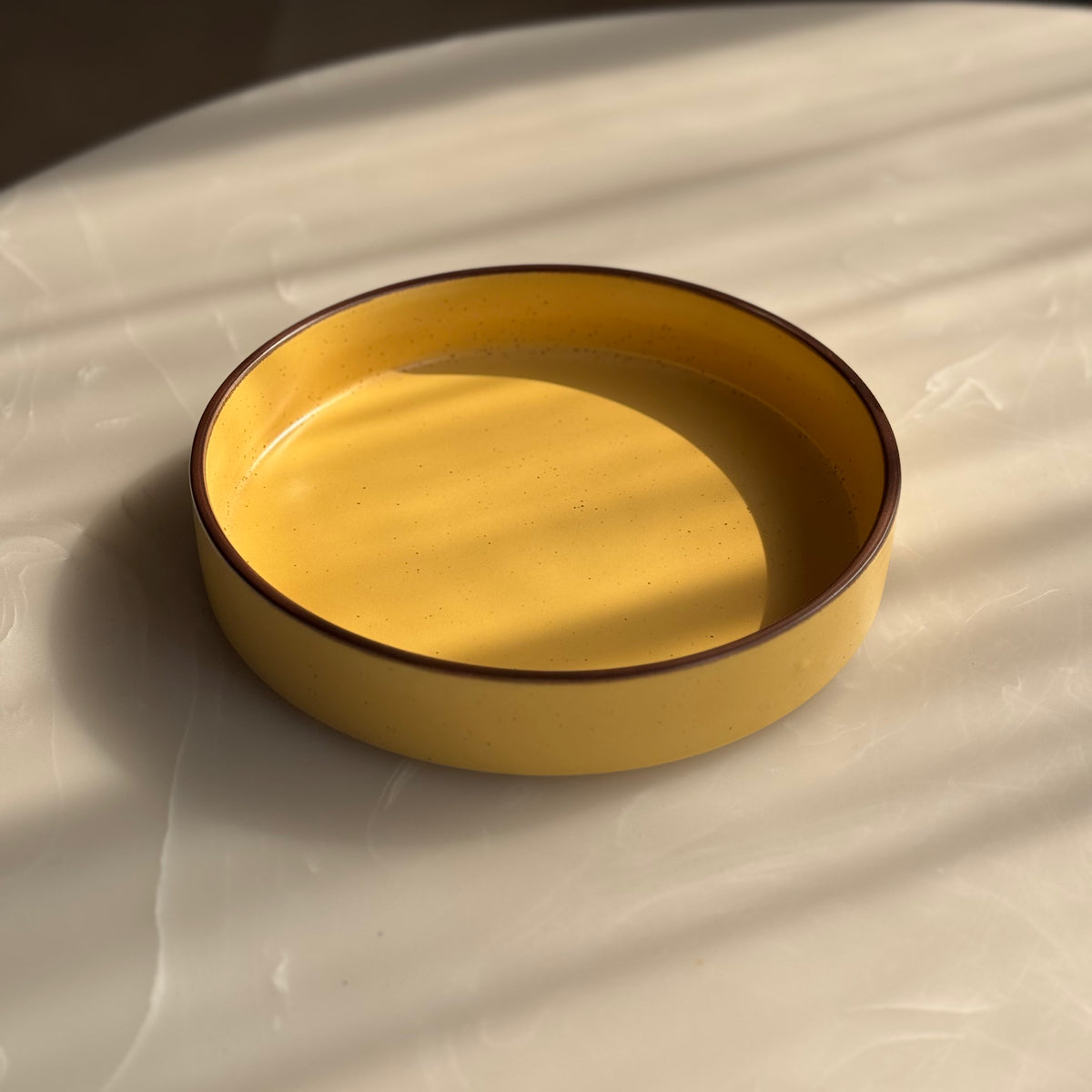 Ceramic Collar Salad and Snacks Bowl