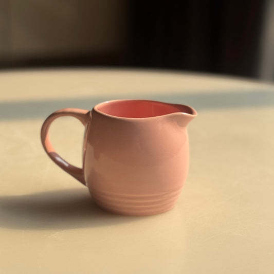 Ribbed Base Ceramic Milk Pot