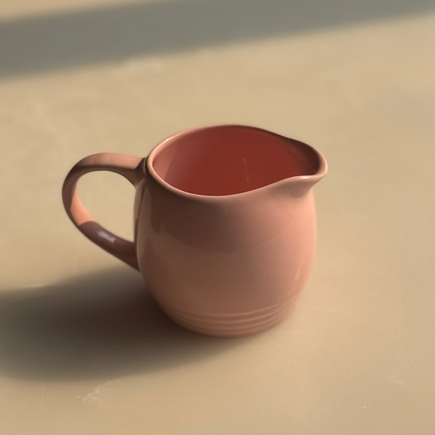 Ribbed Base Ceramic Milk Pot