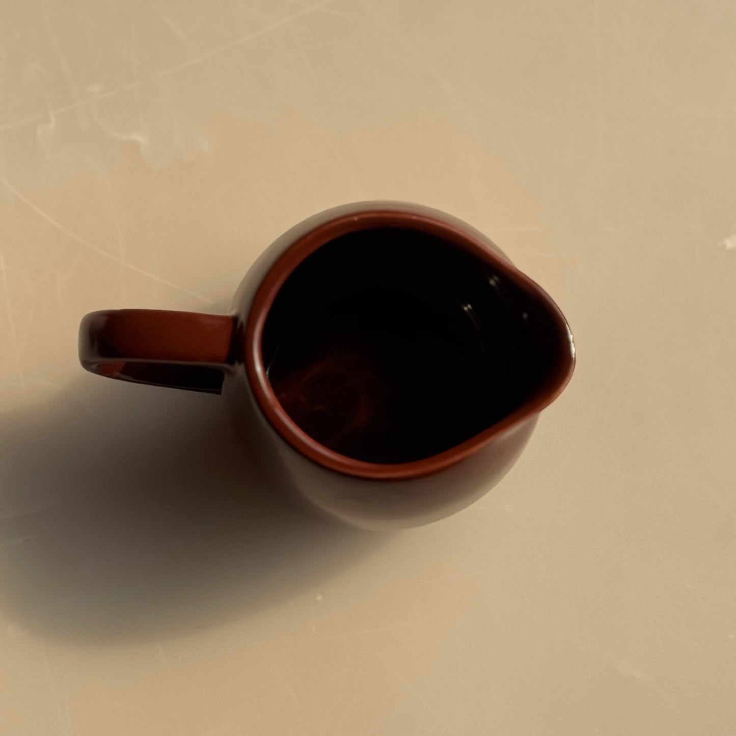 Ribbed Base Ceramic Milk Pot