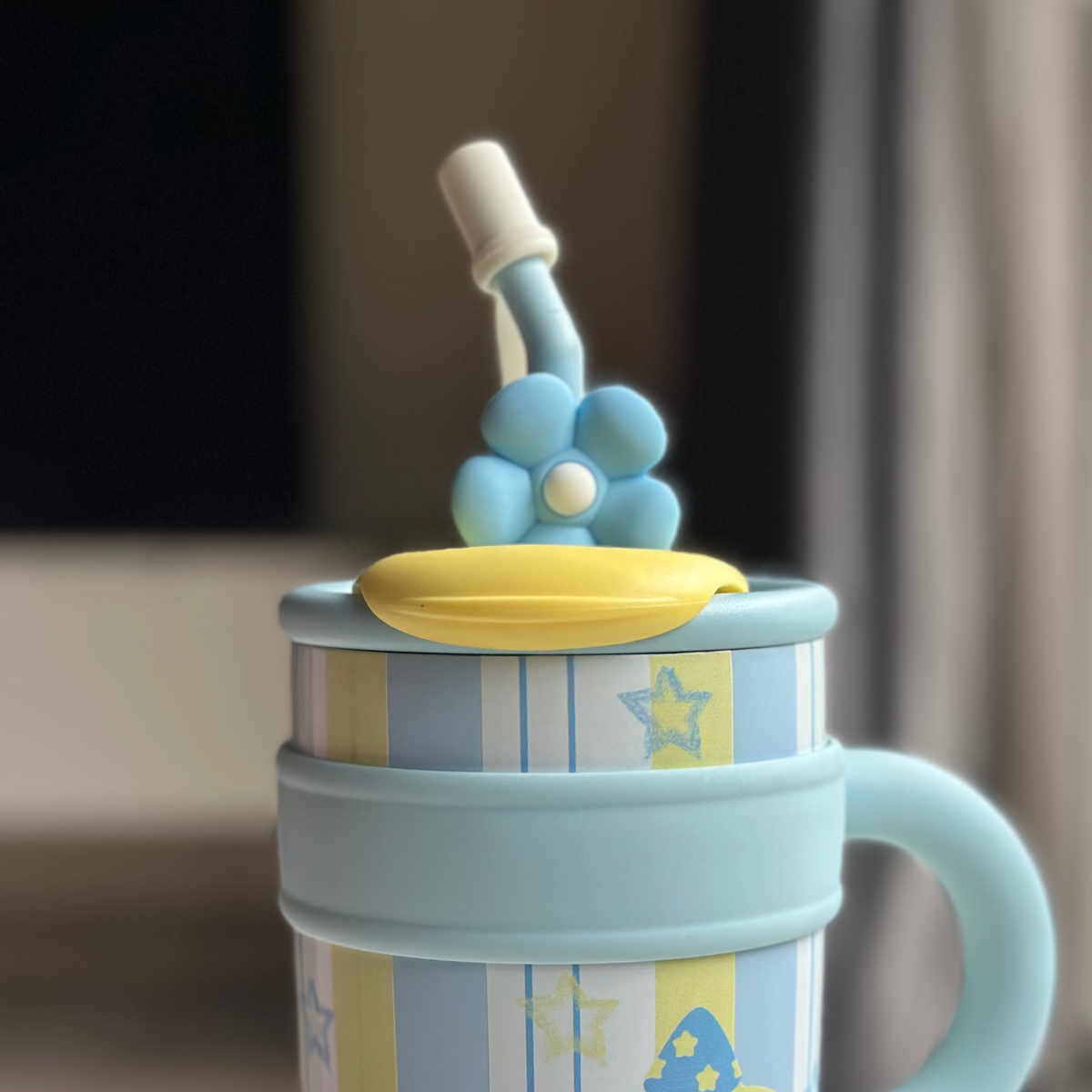 Flower Sipper | Insulated 1.2L Sipper with Straw & Filter